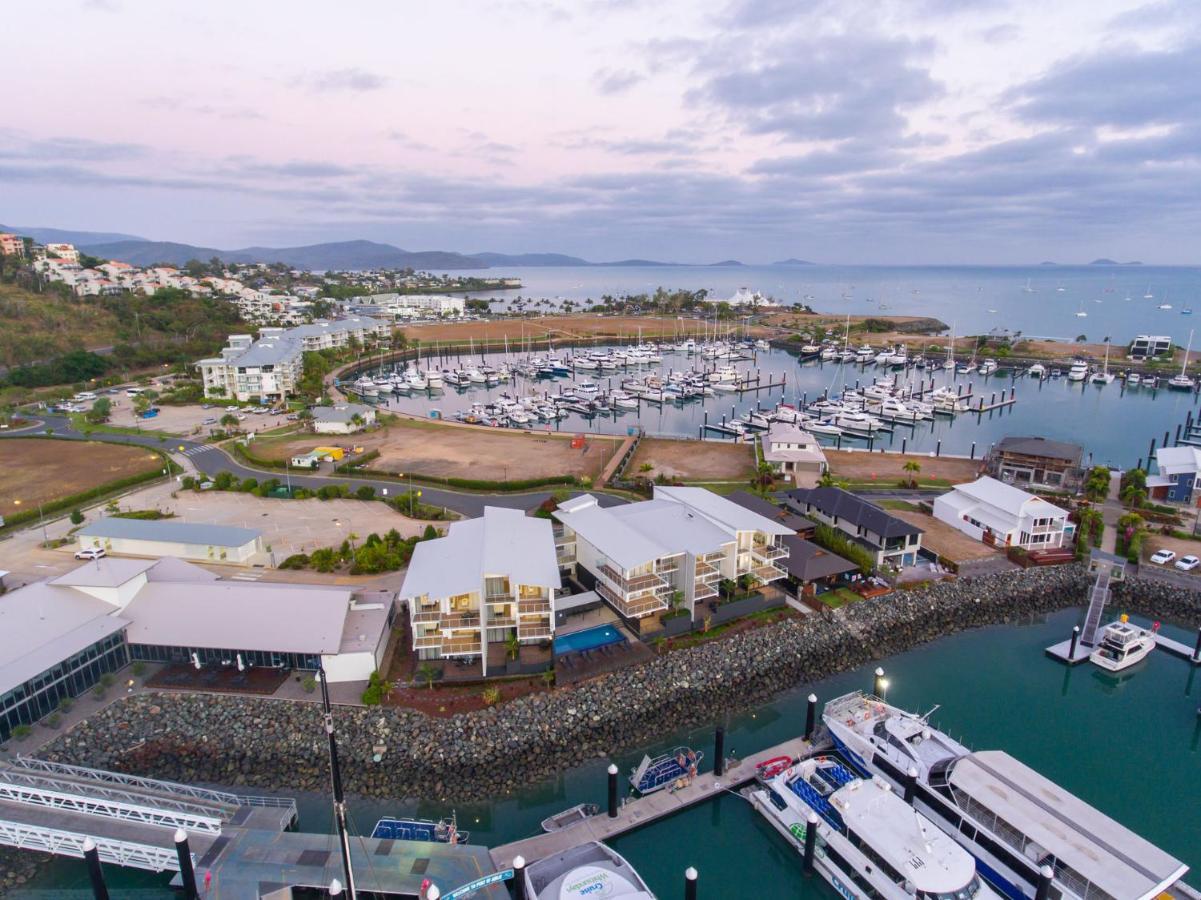 Отель Harbour Cove Эйрли-Бич Экстерьер фото